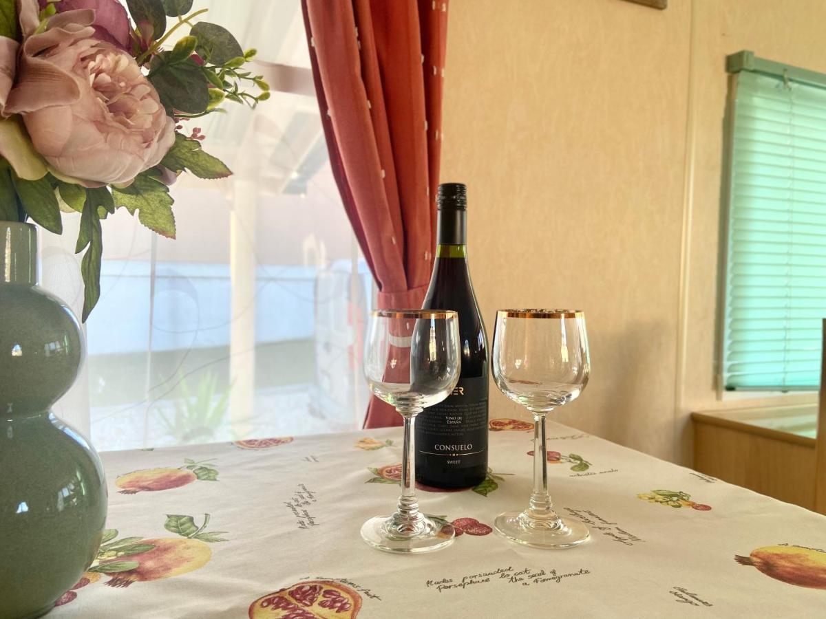 Kisvakond Vendeghaz Apartment Jeno Bagian luar foto