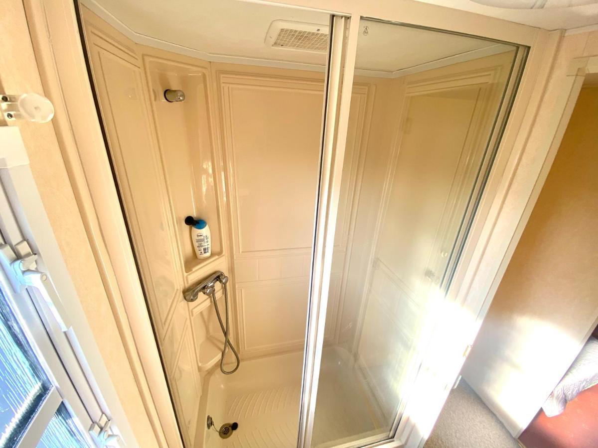 Kisvakond Vendeghaz Apartment Jeno Bagian luar foto