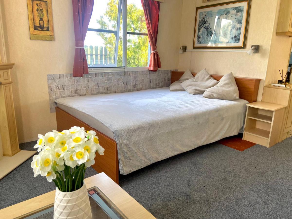Kisvakond Vendeghaz Apartment Jeno Bagian luar foto