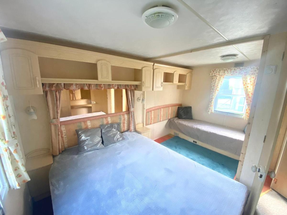 Kisvakond Vendeghaz Apartment Jeno Bagian luar foto