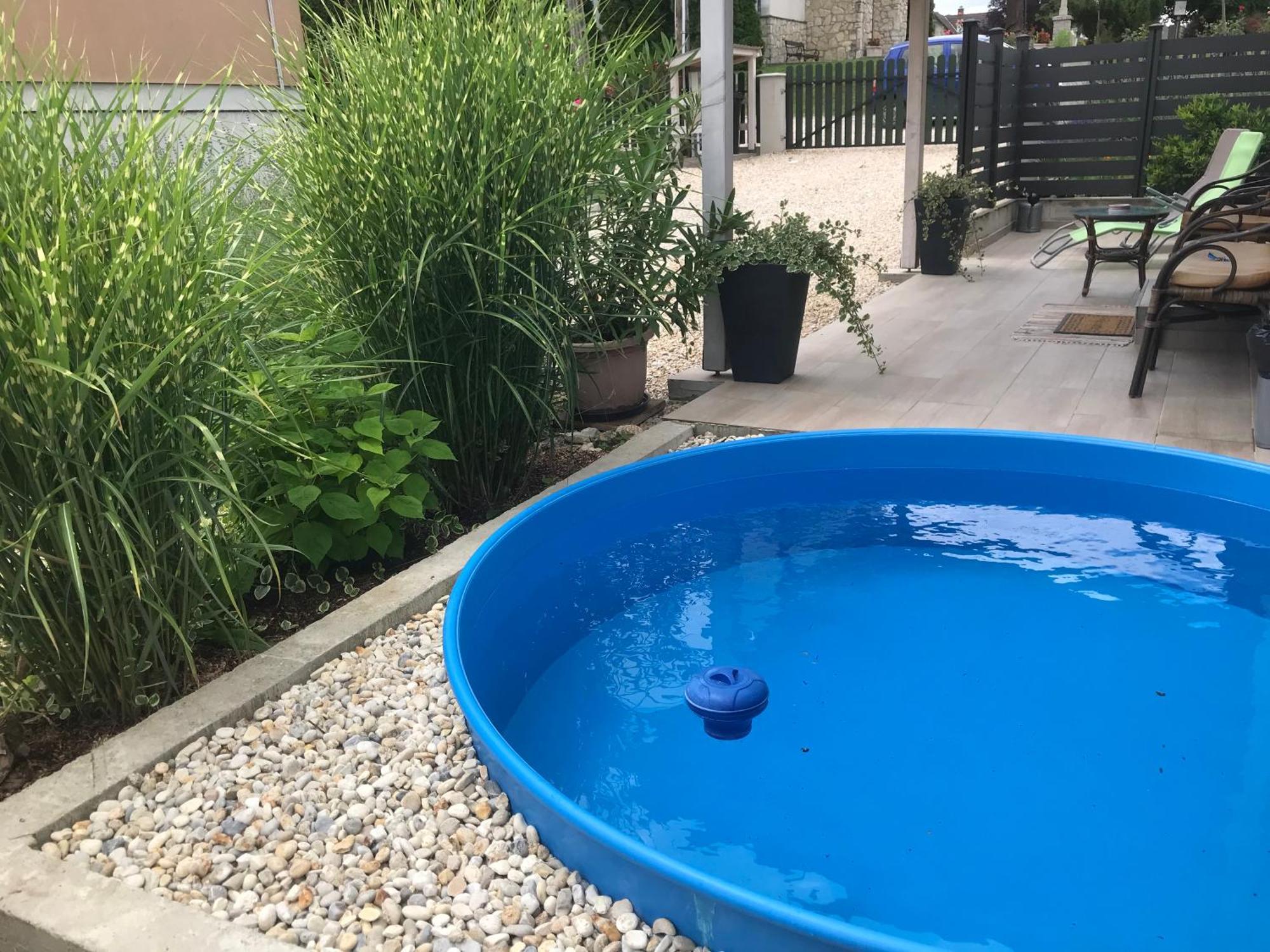Kisvakond Vendeghaz Apartment Jeno Bagian luar foto